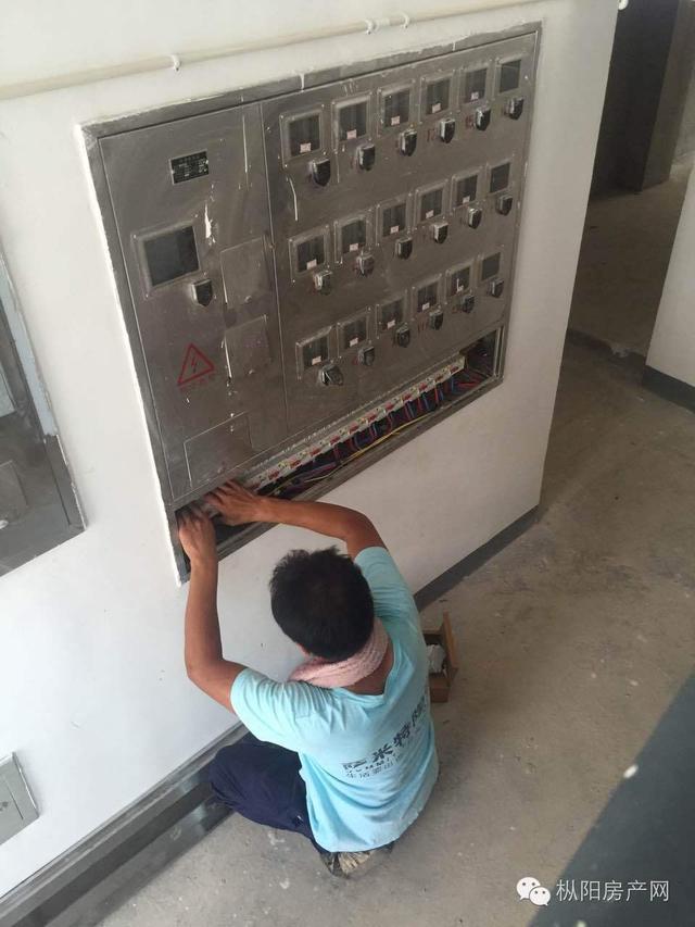 在家，学校是美景，在校，家是美景！