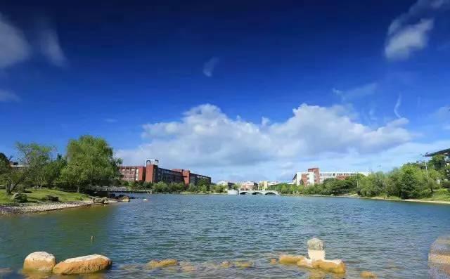 还记得你学校里校园湖的风光吗？盘点湖南十大高校校园湖风景，看看有没有你的母校！